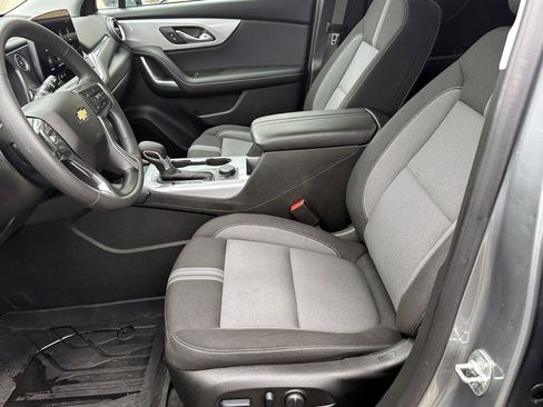 Certified 2025 Chevrolet Blazer LT w/ Convenience Package image 15