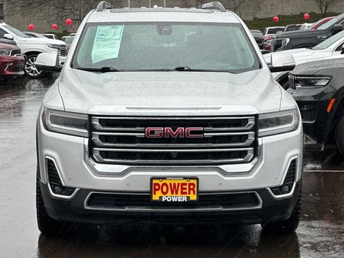 Used 2020 GMC Acadia SLT w/ Driver Alert Package II image 9