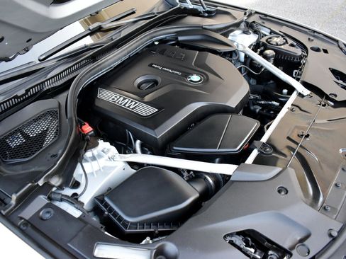 Used 2019 BMW 530i xDrive w/ Convenience Package image 48