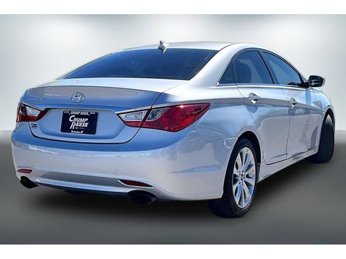 Used 2013 Hyundai Sonata SE FWD image 6