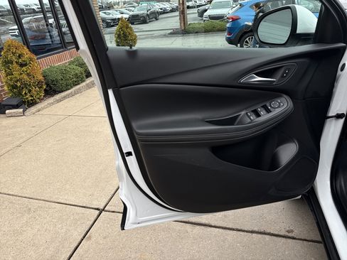 Used 2025 Buick Encore GX Preferred image 15