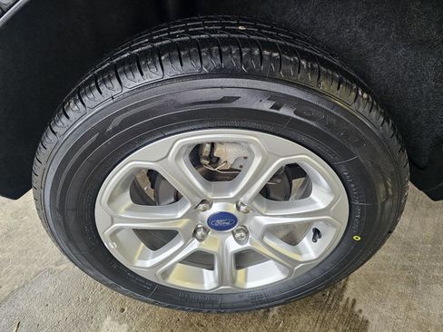 Used 2021 Ford EcoSport SE image 11