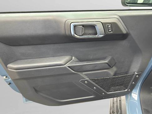 Used 2025 Ford Bronco Outer Banks image 22