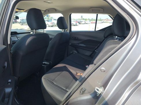 Used 2024 Nissan Kicks S FWD image 12