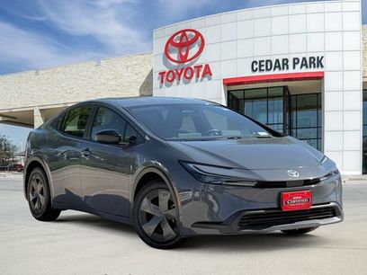 Used 2025 Toyota Prius LE