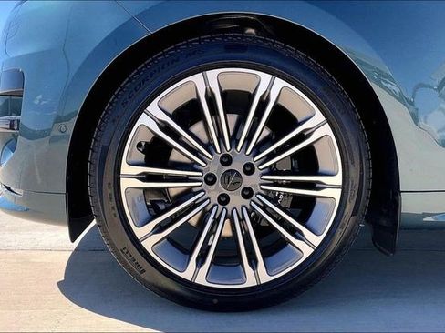 New 2026 Land Rover Range Rover Sport Dynamic SE image 15