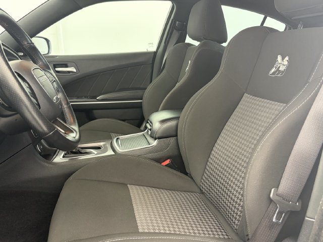 Used 2022 Dodge Charger Scat Pack RWD image 24