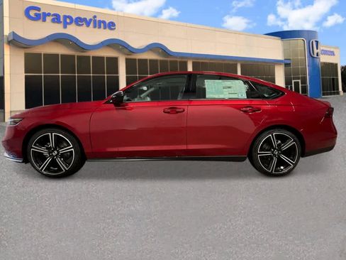 New 2026 Honda Accord SE image 2