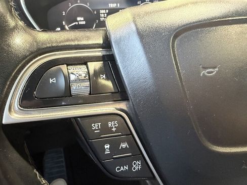 Used 2020 Lincoln Nautilus Reserve w/ Equipment Group 202A AWD/4WD image 25