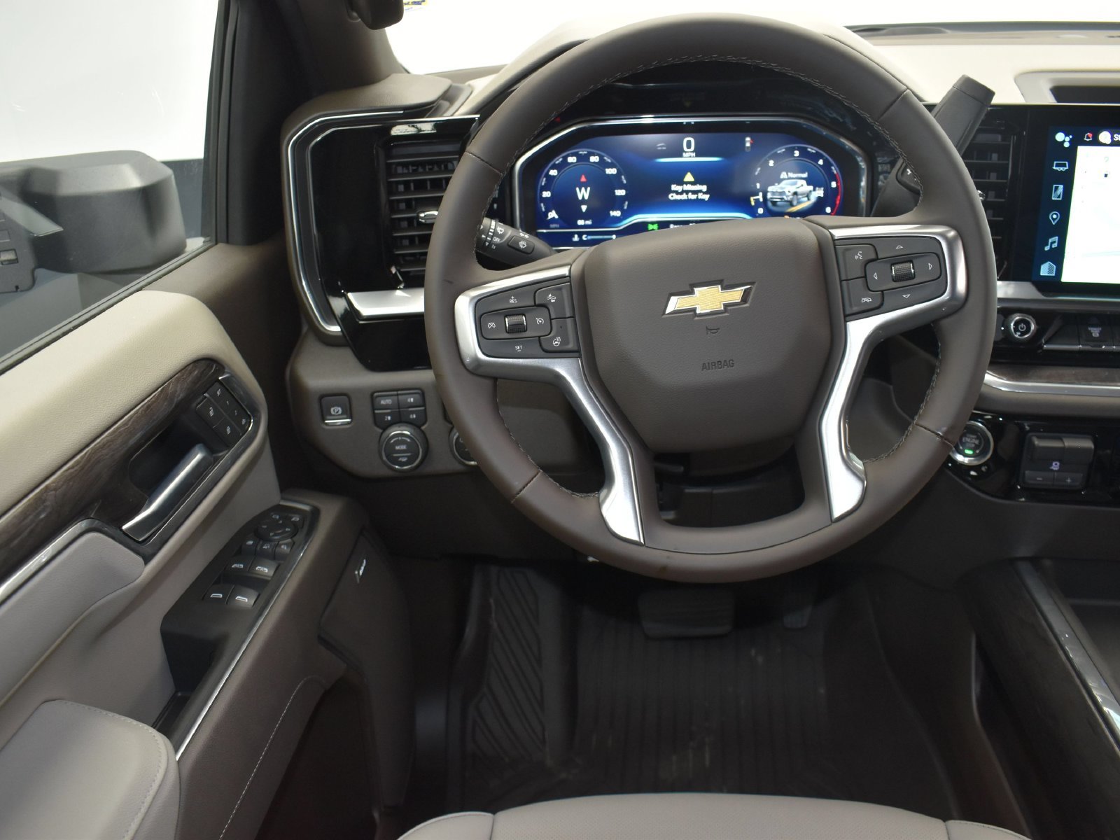Used 2025 Chevrolet Silverado 2500 LTZ w/ LTZ Convenience Package AWD/4WD image 33