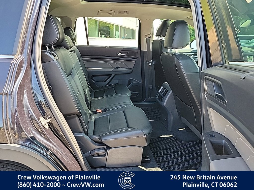 Certified 2023 Volkswagen Atlas SE w/ Panoramic Sunroof Package AWD/4WD image 16