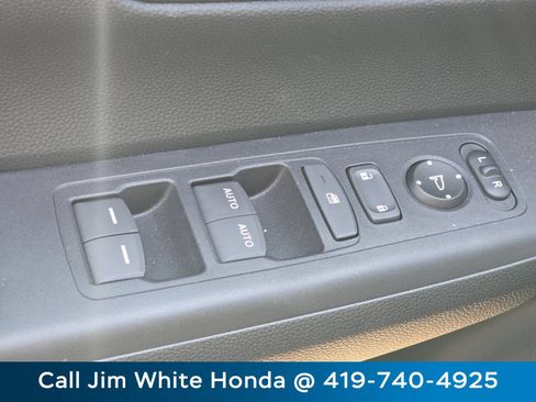 Certified 2026 Honda CR-V EX image 17