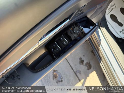 Certified 2025 MAZDA CX-30 AWD 2.5 S w/ Preferred Package image 21