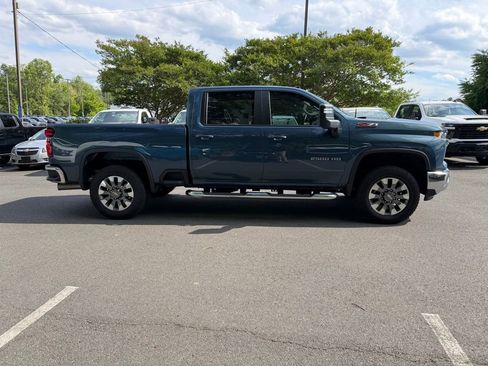 Used 2024 Chevrolet Silverado 2500 LT w/ All Star Edition AWD/4WD image 26