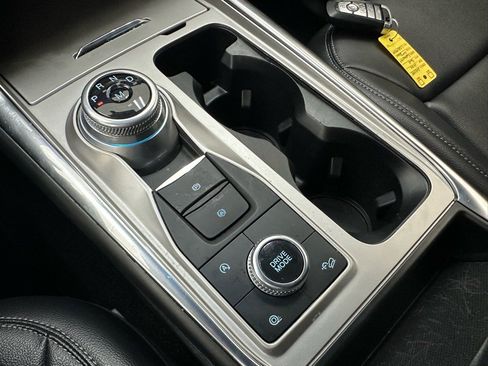 Certified 2020 Ford Explorer XLT w/ Equipment Group 202A image 42