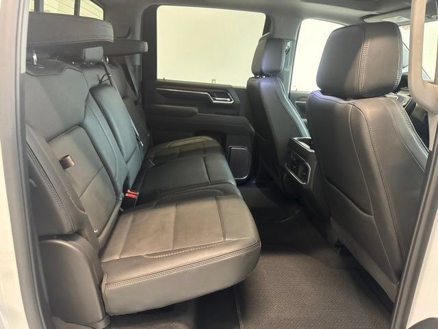 Used 2025 GMC Sierra 3500 Denali AWD/4WD image 42