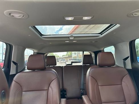 Used 2018 Chevrolet Traverse High Country AWD/4WD image 13