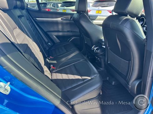 Used 2023 Alfa Romeo Stelvio Veloce AWD/4WD image 30