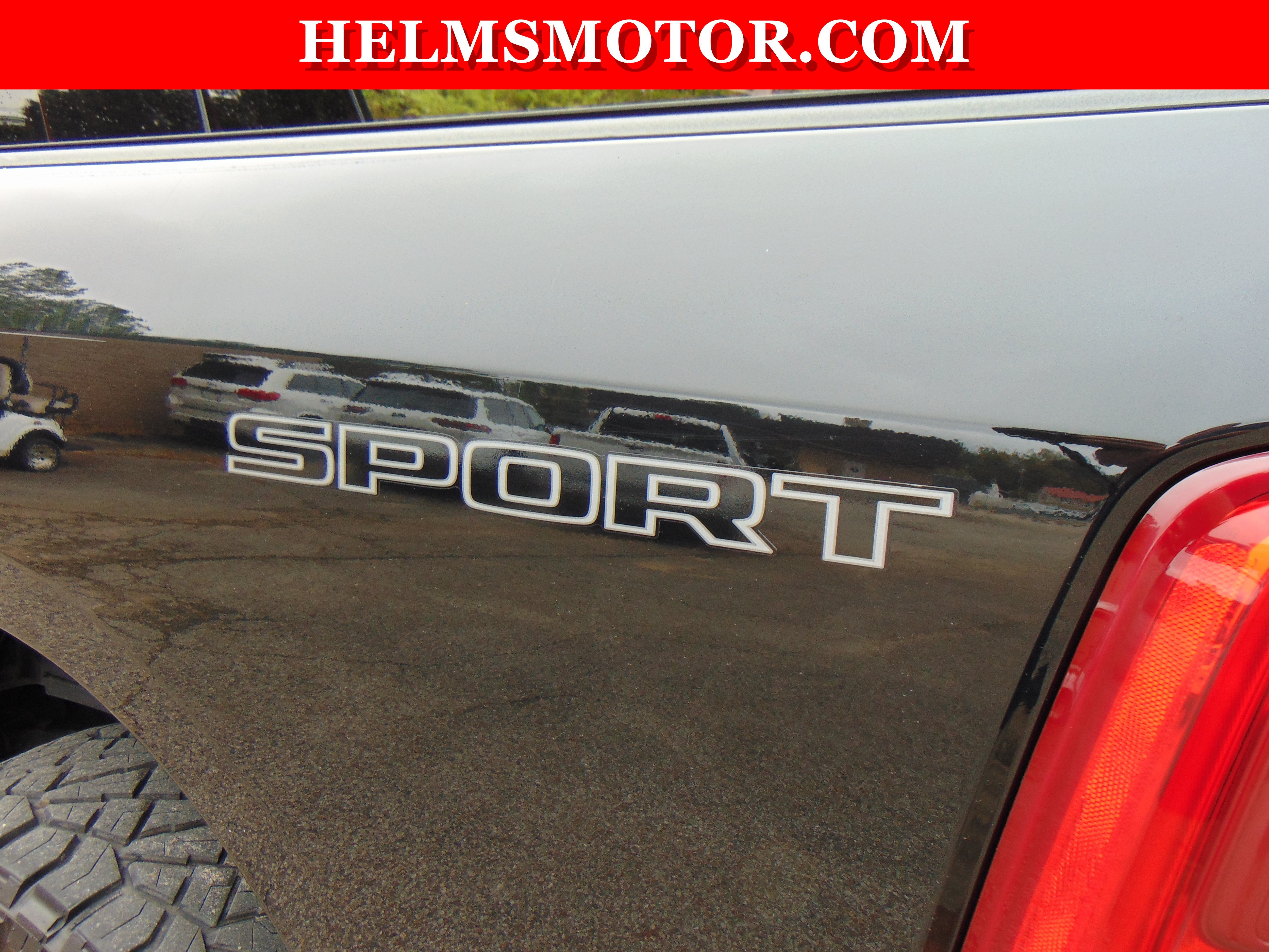 Used 2024 RAM 2500 Laramie w/ Sport Appearance Package AWD/4WD image 8