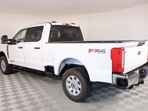 Used 2024 Ford F250 XLT w/ FX4 Off-Road Package image 21