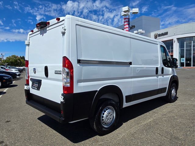 Used 2025 RAM ProMaster 2500 FWD image 4