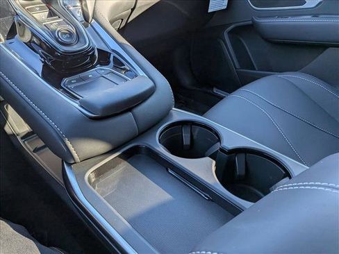 Certified 2025 Acura RDX image 12