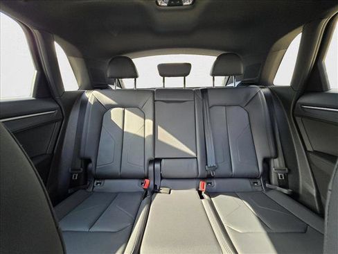 New 2025 Audi Q3 2.0T Premium w/ Convenience Package image 17