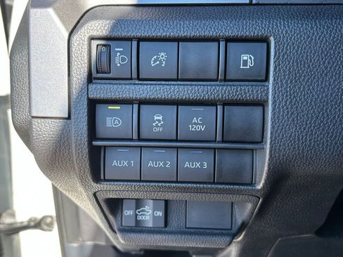 Used 2024 Toyota Tacoma TRD Sport image 24