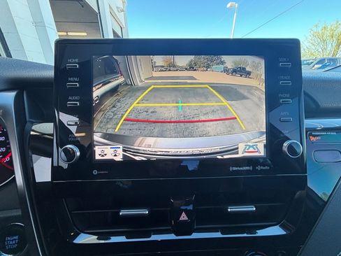 Used 2021 Toyota Camry XSE image 7