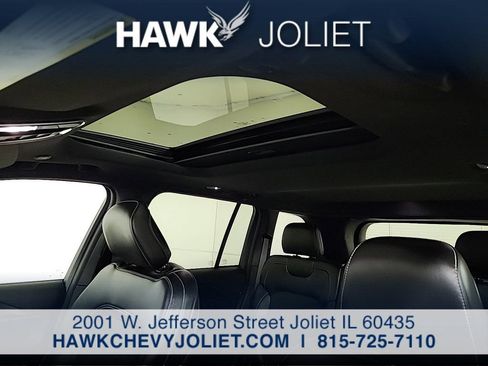Used 2024 Jeep Grand Cherokee Altitude AWD/4WD image 13