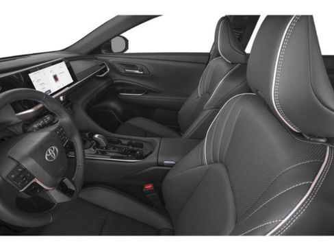 Used 2025 Toyota Crown Signia AWD/4WD image 11