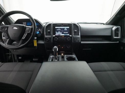 Used 2015 Ford F150 XLT w/ Equipment Group 302A Luxury image 5