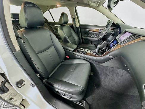 Used 2015 INFINITI Q50 Premium w/ Deluxe Touring Package RWD image 29