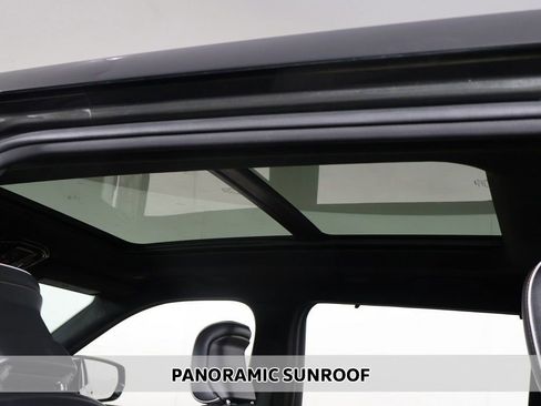 Used 2023 Jeep Grand Cherokee L Summit AWD/4WD image 4