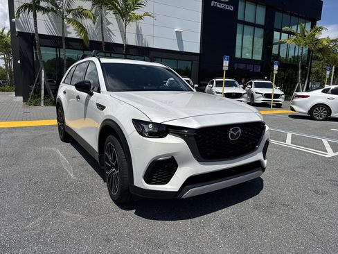 Certified 2025 MAZDA CX-70 Plug-In Hybrid w/ Premium Plus AWD/4WD image 7
