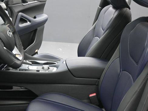 New 2027 INFINITI QX60 Sport w/ Dark Cargo Package AWD/4WD image 18