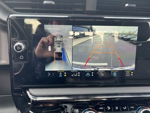 Used 2023 GMC Sierra 1500 AT4X image 15