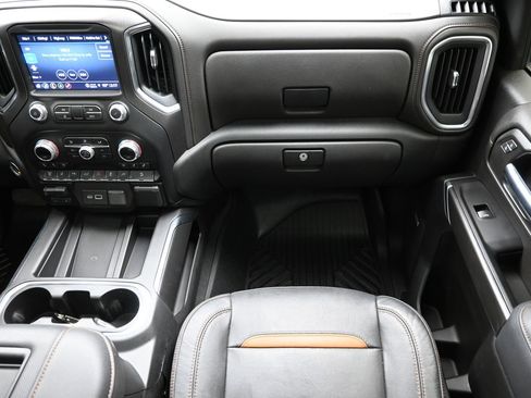 Used 2022 GMC Sierra 2500 AT4 w/ AT4 Premium Plus Package AWD/4WD image 38