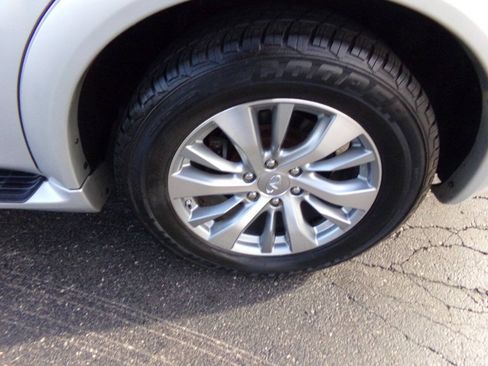 Used 2015 INFINITI QX80 4WD w/ Driver's Assistance Package image 35