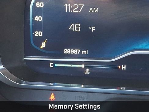 Used 2023 Chevrolet Suburban RST w/ Sport Performance Package image 27