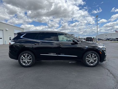 Used 2023 Buick Enclave Premium w/ Experience Buick Package AWD/4WD image 8