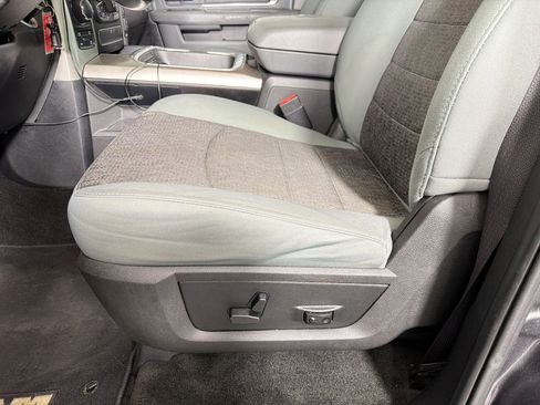 Used 2017 RAM 1500 Big Horn image 11