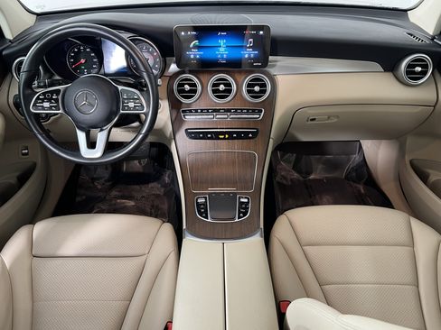 Used 2022 Mercedes-Benz GLC 300 4MATIC image 21