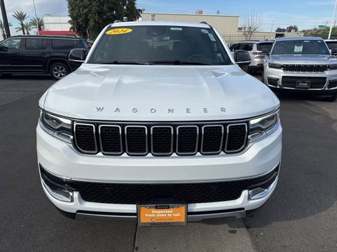 Certified 2024 Jeep Wagoneer Series III image 9