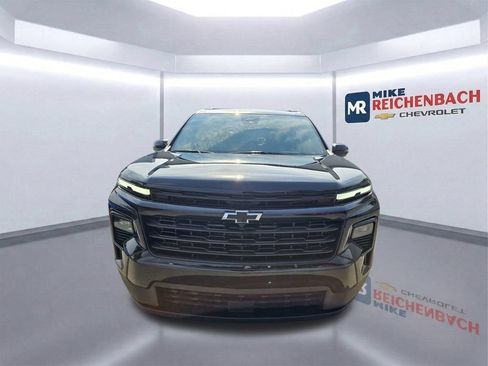 Used 2026 Chevrolet Traverse LT w/ Midnight/Sport Edition FWD image 9