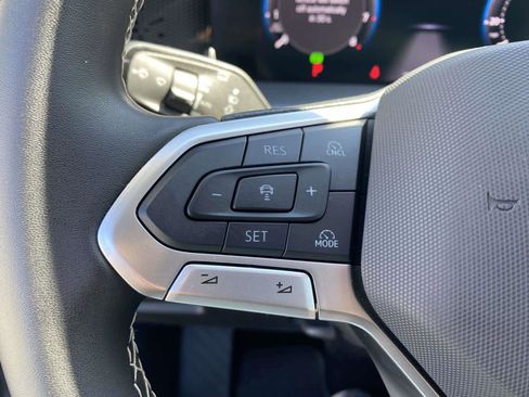 Used 2025 Volkswagen Tiguan S AWD/4WD image 15