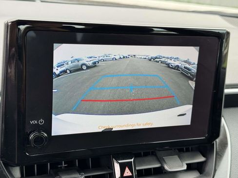Used 2024 Toyota Corolla LE image 4