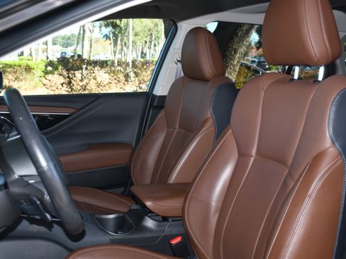 Used 2022 Subaru Outback Touring w/ Popular Package #2 image 13