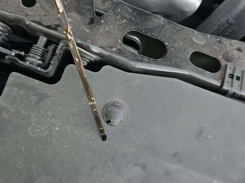 Used 2018 Chevrolet Cruze LT w/ Convenience Package image 25