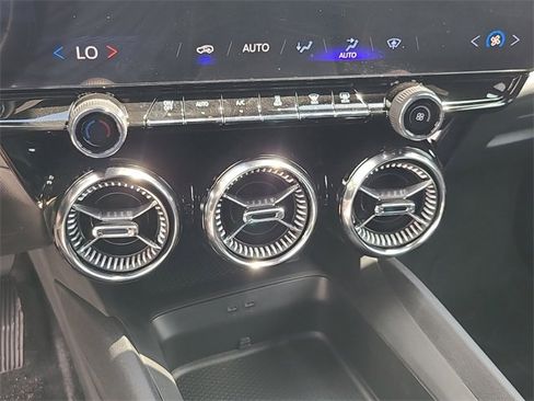 New 2025 Chevrolet Blazer EV LT image 33